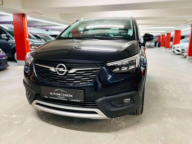Gebraucht Opel Crossland X Innovation 131 PS (96 kW) 2018 Tiefseeblau/darkmoon blue SUV