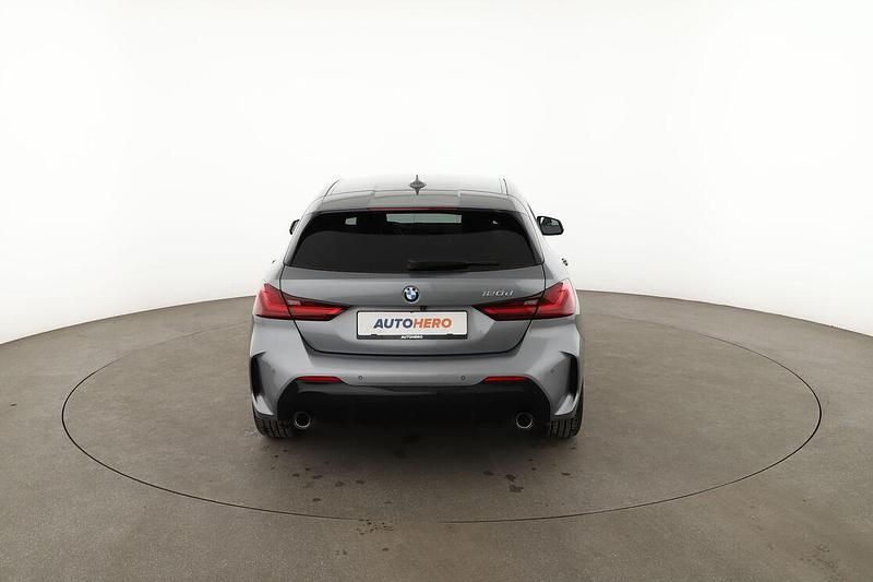 Gebraucht BMW 120 M Sport 190 PS (139 kW) 2023 Grau Kleinwagen