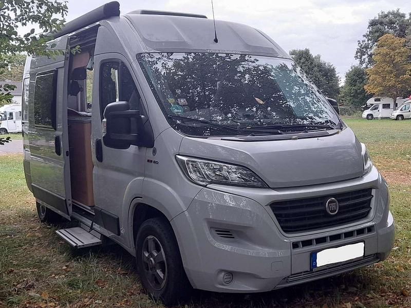 Grau Gebraucht 2020 Fiat Ducato Van | 45.500 € - Bild 1/4