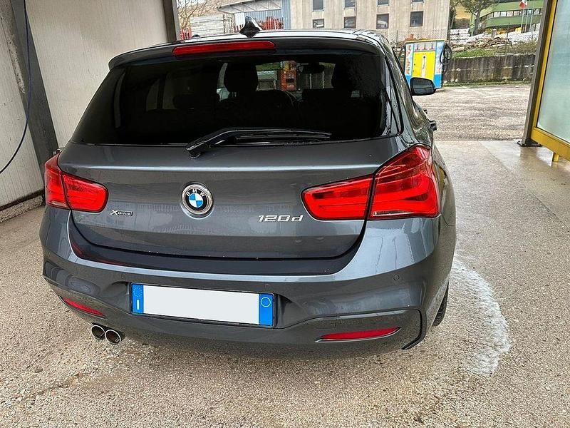 Gebraucht BMW 120 M Sport 190 PS (139 kW) 2015 Grau Kleinwagen
