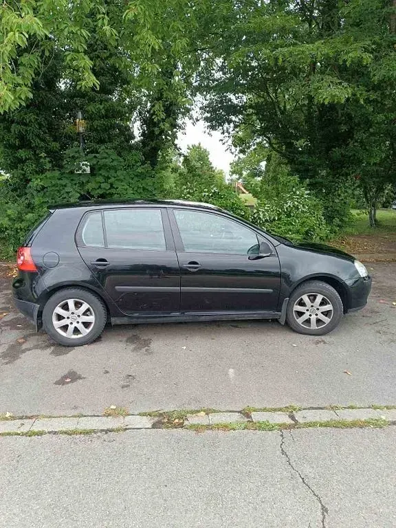 Gebraucht VW Golf IV Basis 75 PS (55 kW) 2004 Schwarz Kombi