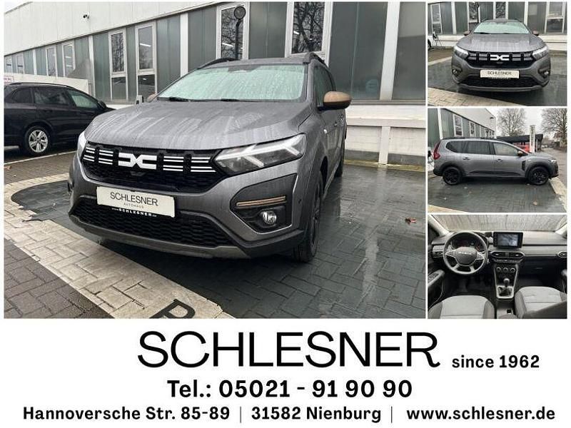 Schiefergrau Gebraucht 2024 Dacia Jogger Extreme Van / Kleinbus | 21.990 € (Fairer Preis) - Bild 1/4