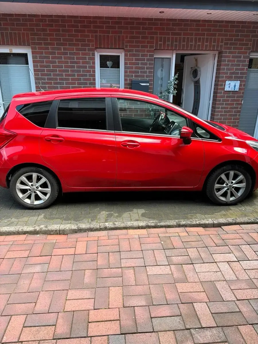 Gebraucht Nissan Note Tekna 98 PS (72 kW) 2014 Rot Kleinwagen