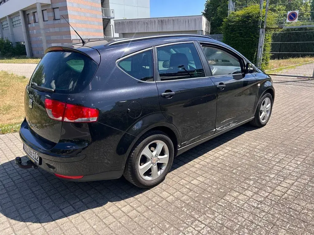 Gebraucht Seat Altea Reference 125 PS (91 kW) 2009 Schwarz Van / Kleinbus