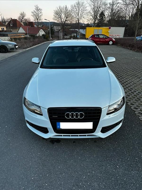 Gebraucht Audi A4 S-Line 170 PS (125 kW) 2008 Weiß Kombi