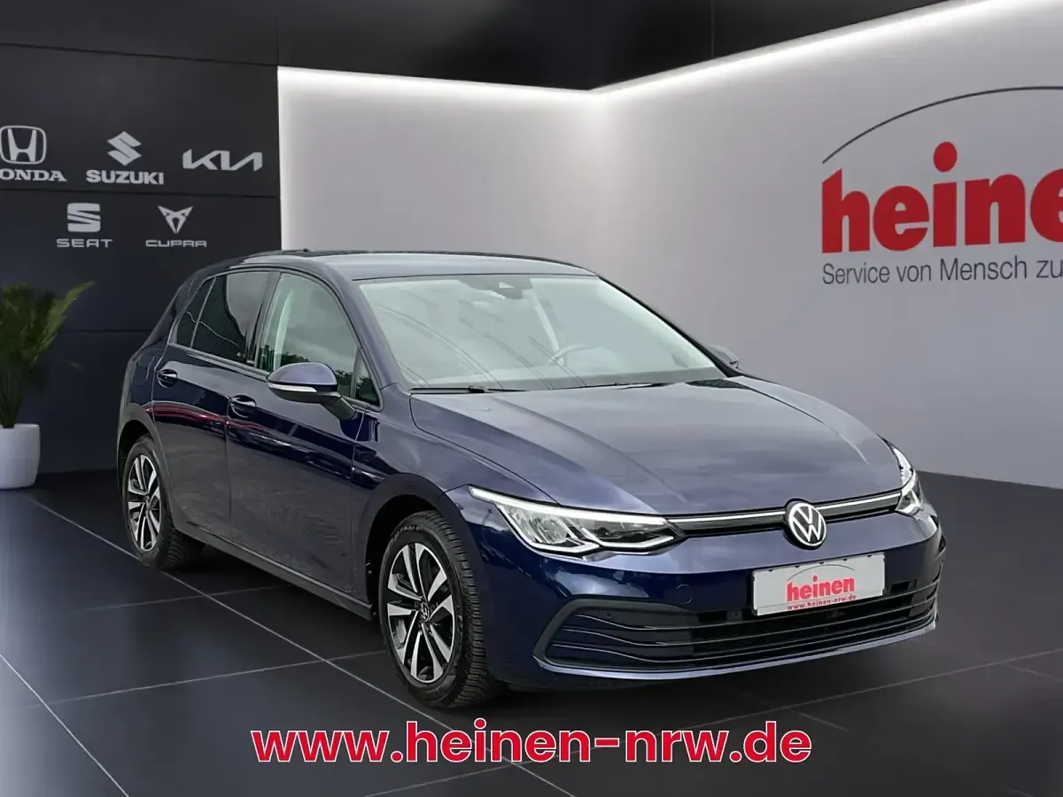 Gebraucht VW Golf VIII United 150 PS (110 kW) 2021 Blau Limousine