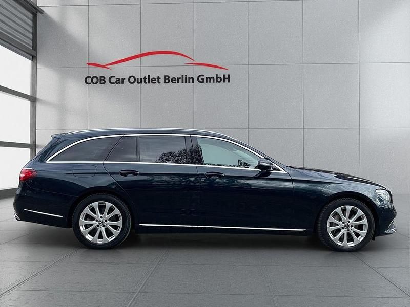 Gebraucht Mercedes E350 Exclusive 258 PS (189 kW) 2018 Grün Limousine