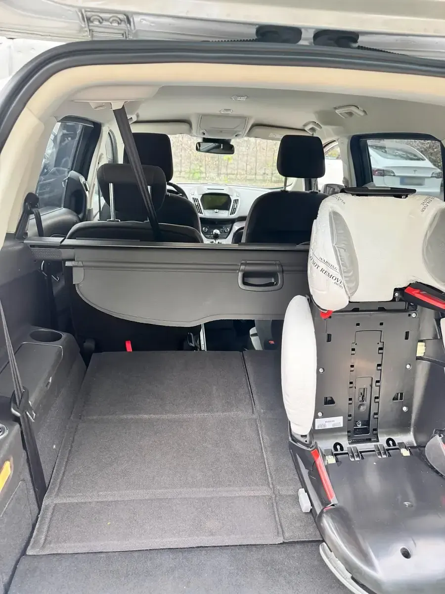 Gebraucht Ford C-MAX Titanium 150 PS (110 kW) 2018 Silber Van / Kleinbus