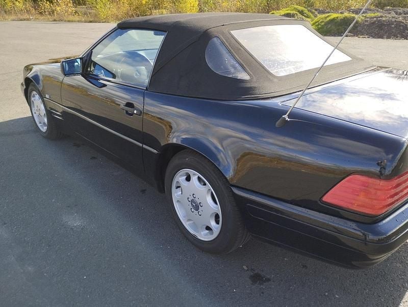 Gebraucht Mercedes SL320 231 PS (169 kW) 1998 Schwarz Cabrio