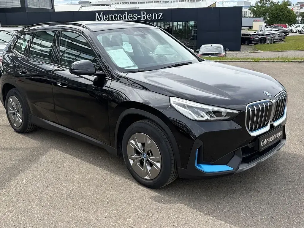 Gebraucht BMW iX1 Performance 230 kW (313 PS) 2023 Schwarz SUV