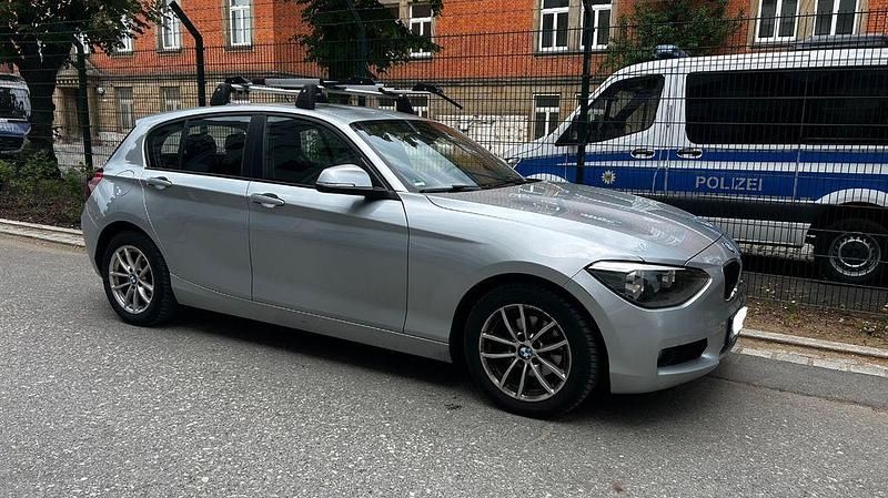 Gebraucht BMW 116 136 PS (100 kW) 2012 Silber Kleinwagen