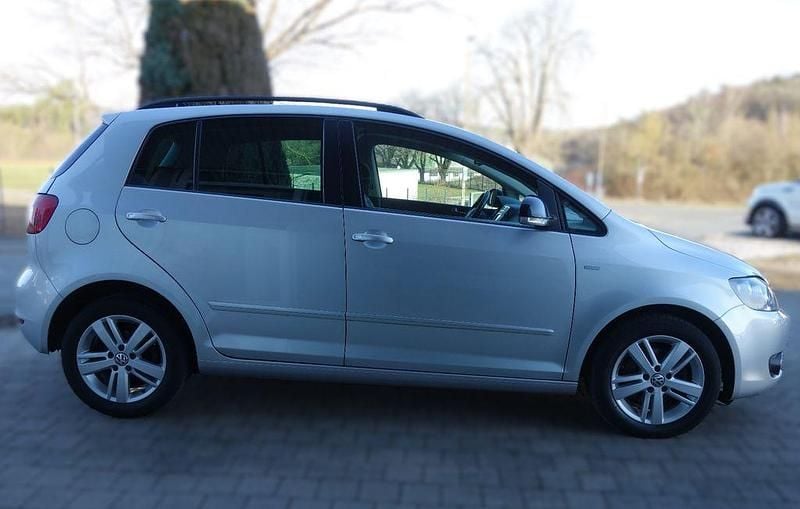 Gebraucht VW Golf VII Match 105 PS (77 kW) 2013 Silber Limousine