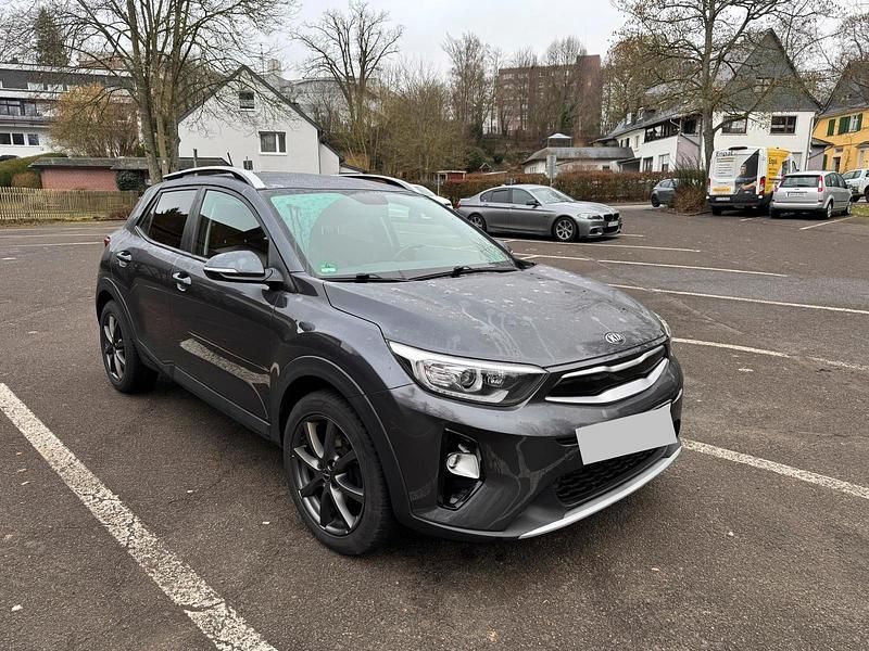 Gebraucht Kia Stonic Vision 100 PS (73 kW) 2020 Grau SUV