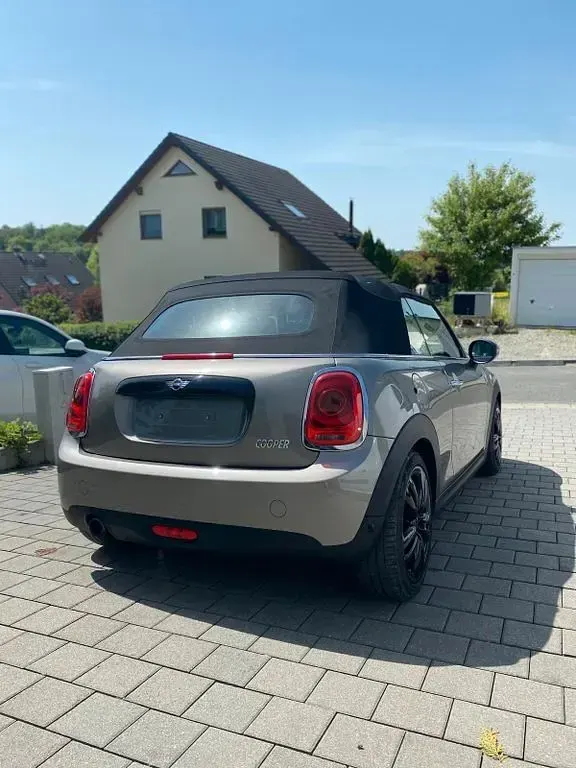 Gebraucht Mini Cooper 122 PS (89 kW) 2016 Grau Kleinwagen