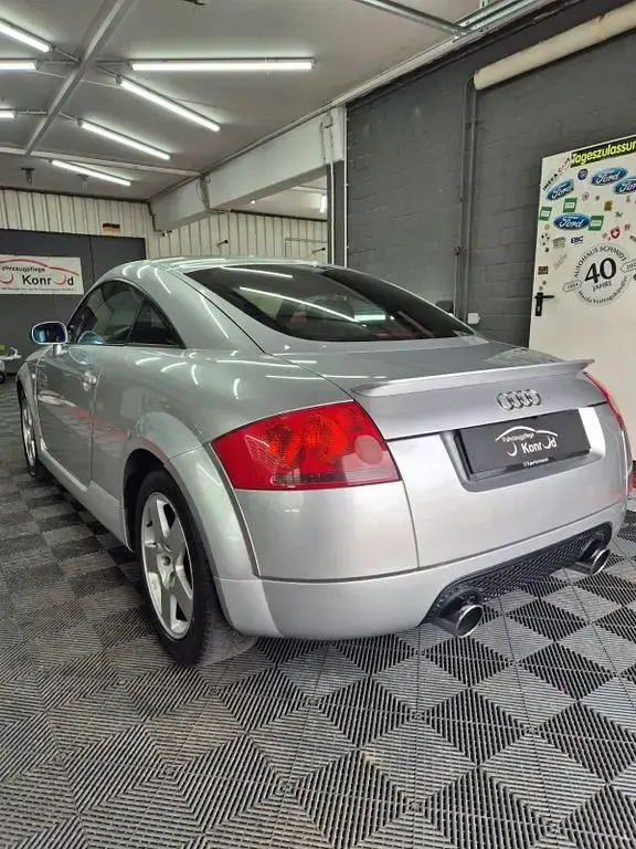 Gebraucht Audi TT Sport 224 PS (164 kW) 2002 Silber Coupé
