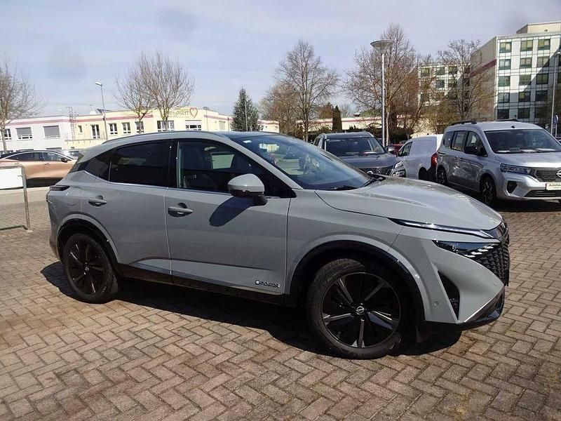Gebraucht Nissan Qashqai Tekna 190 PS (139 kW) 2024 Grau SUV