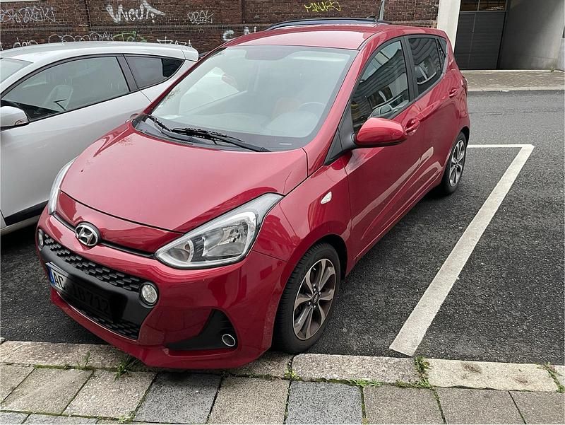 Rot Gebraucht 2017 Hyundai i10 Style Kleinwagen | 7.800 € (Fairer Preis) - Bild 1/4