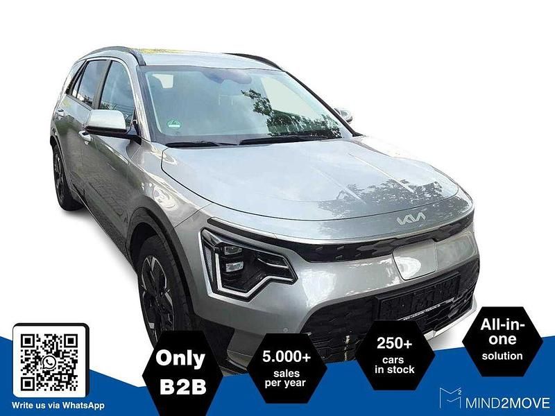 Grau Gebraucht 2023 Kia e-Niro Vision SUV | 24.581 € (Guter Preis) - Bild 1/3