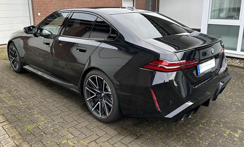 Gebraucht BMW M5 Performance 727 PS (534 kW) 2025 Schwarz Limousine