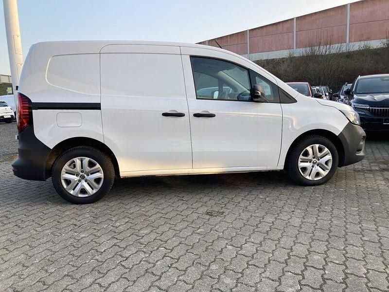 Gebraucht Renault Rapid 37 kW (51 PS) 2022 Weiss Limousine