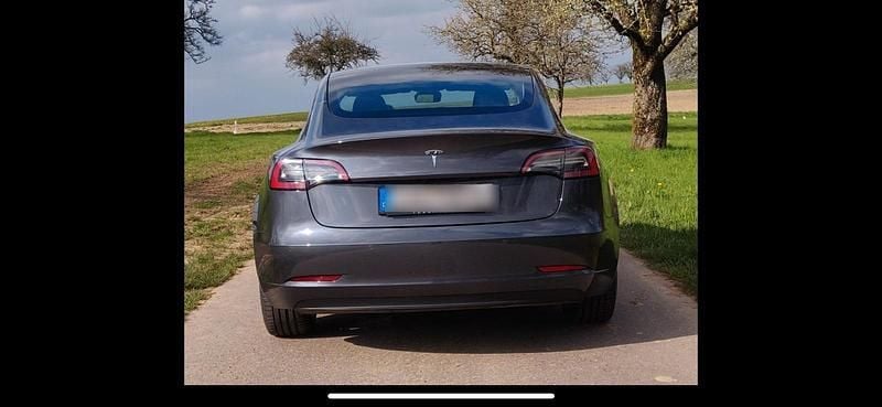 Gebraucht Tesla Model 3 208 kW (283 PS) 2022 Grau Limousine
