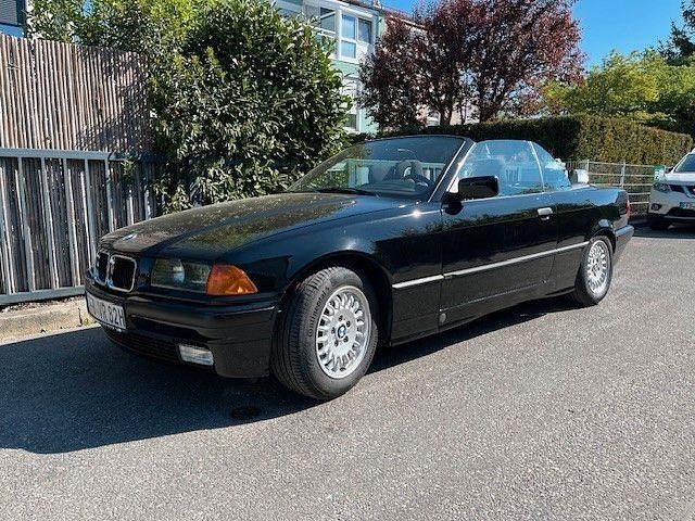 Gebraucht BMW 325 Cabriolet Performance 192 PS (141 kW) 1993 Schwarz Cabrio