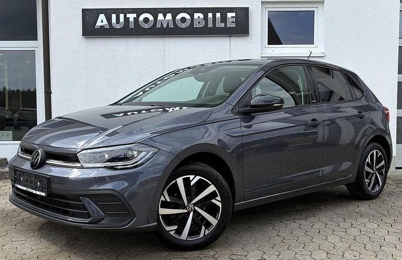 Gebraucht VW Polo Move 95 PS (69 kW) 2024 Grau Kleinwagen
