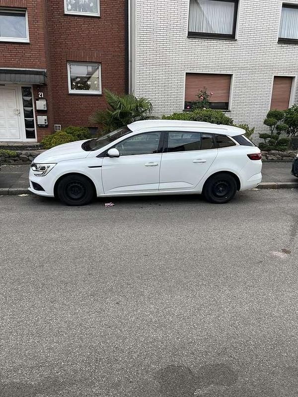 Gebraucht 2018 Renault Mégane IV LIMITED Limousine | 9.500 € (Etwas zu teuer) - Bild 1/4