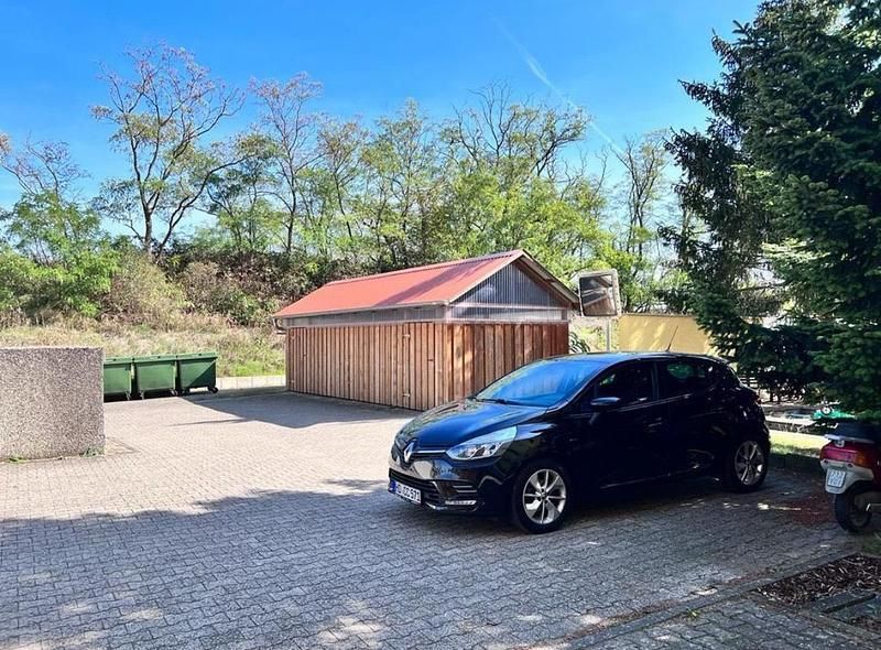 Schwarz Gebraucht 2017 Renault Clio IV LIMITED Kleinwagen | 7.777 € - Bild 1/4