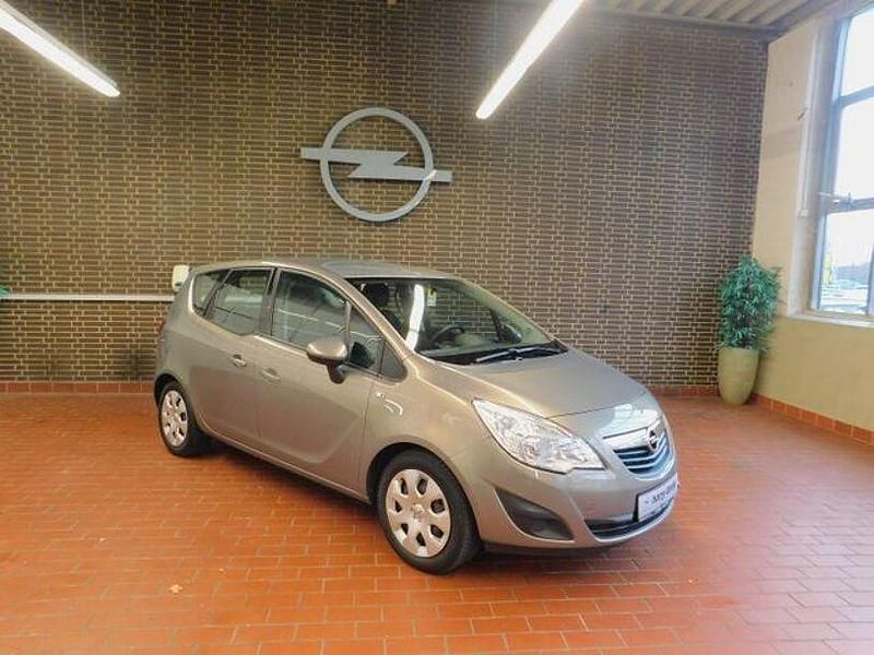 Grau Gebraucht 2012 Opel Meriva Edition Van / Kleinbus | 6.950 € (Teuer) - Bild 1/4