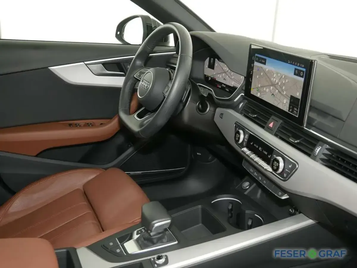 Gebraucht Audi A4 S-Line 163 PS (119 kW) 2023 Mythosschwarz metallic Kombi