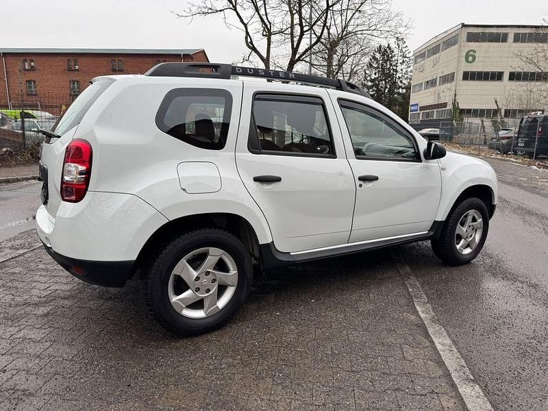 Gebraucht Dacia Duster 114 PS (83 kW) 2017 Weiß SUV