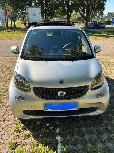 Gebraucht Smart ForTwo Cabrio Prime 71 PS (52 kW) 2016 Silber Cabrio