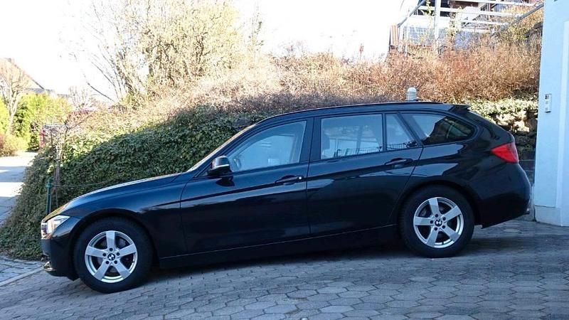 Gebraucht Mercedes 320 184 PS (135 kW) 2012 Schwarz Kombi