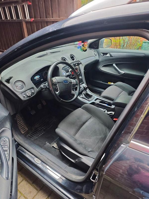 Gebraucht Ford Mondeo Titanium S 175 PS (128 kW) 2010 Schwarz Kombi