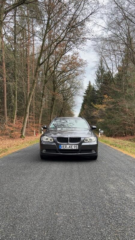 Grau Gebraucht 2008 BMW 320 Kombi | 2.499 € (Superpreis) - Bild 1/4