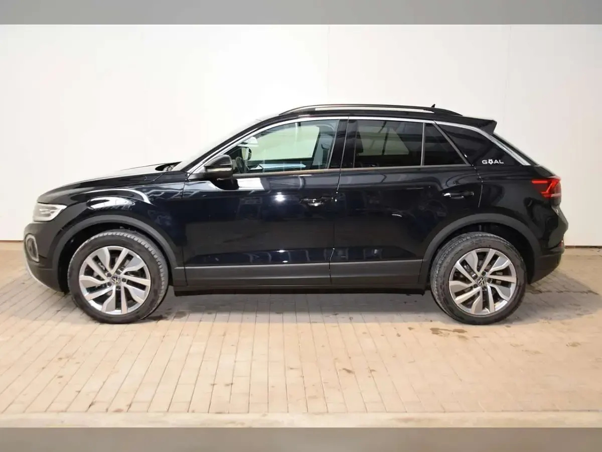 Gebraucht VW T-Roc Goal 150 PS (110 kW) 2025 Deep black perleffekt SUV