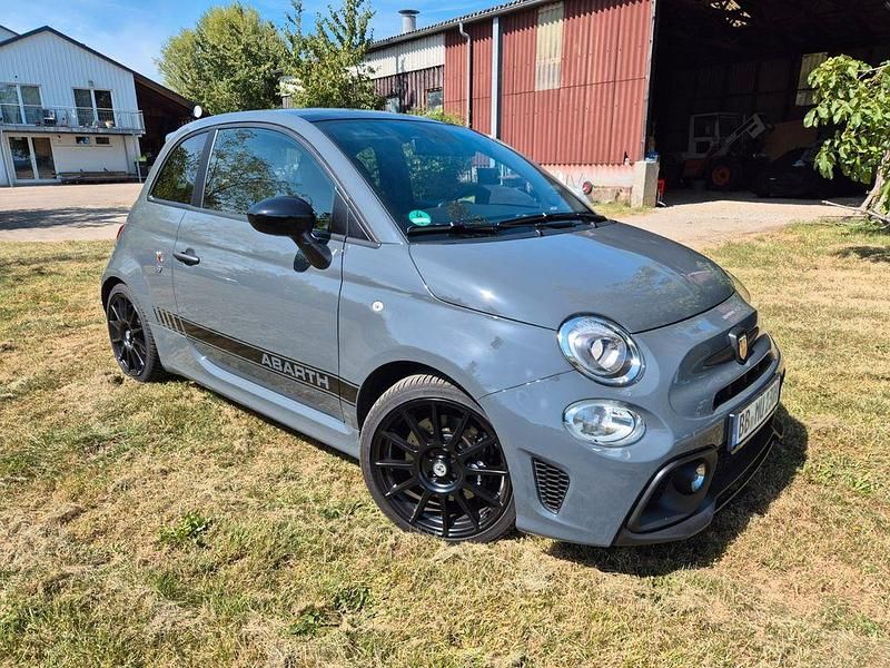 Grau Gebraucht 2020 Abarth 595 Competizione Kleinwagen | 21.799 € (Fairer Preis) - Bild 1/4
