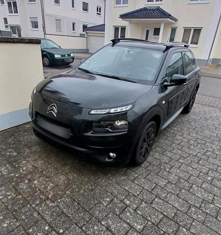 Gebraucht Citroën C4 Cactus PureTech 82 PS (60 kW) 2016 Schwarz Kleinwagen