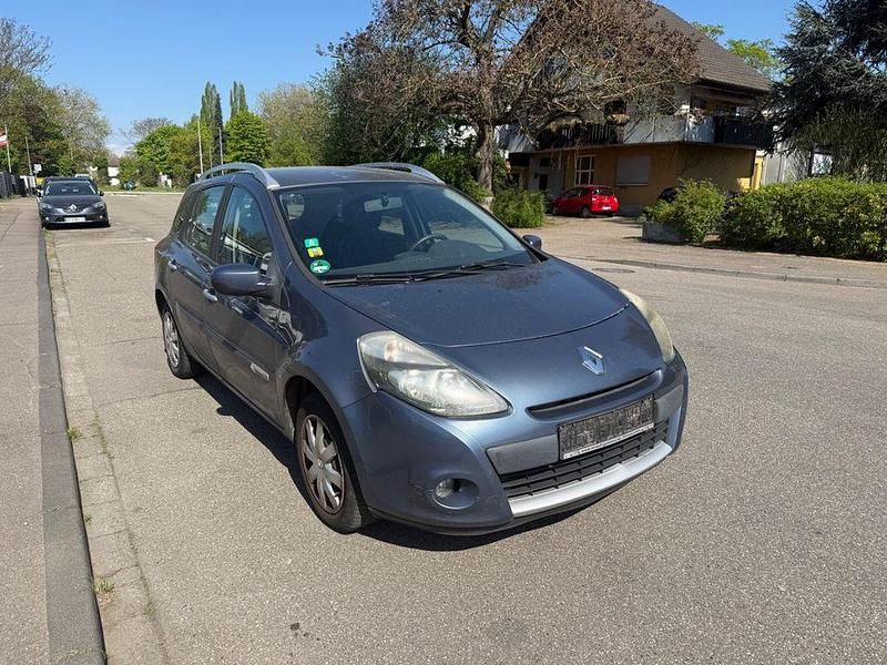 Gebraucht Renault Clio II Dynamique 88 PS (64 kW) 2011 Blau Limousine