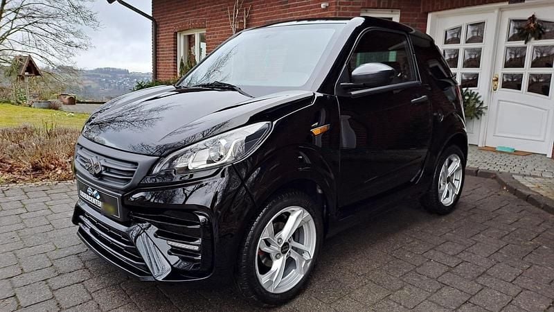 Gebraucht Ligier JS50 2024 Schwarz Kleinwagen