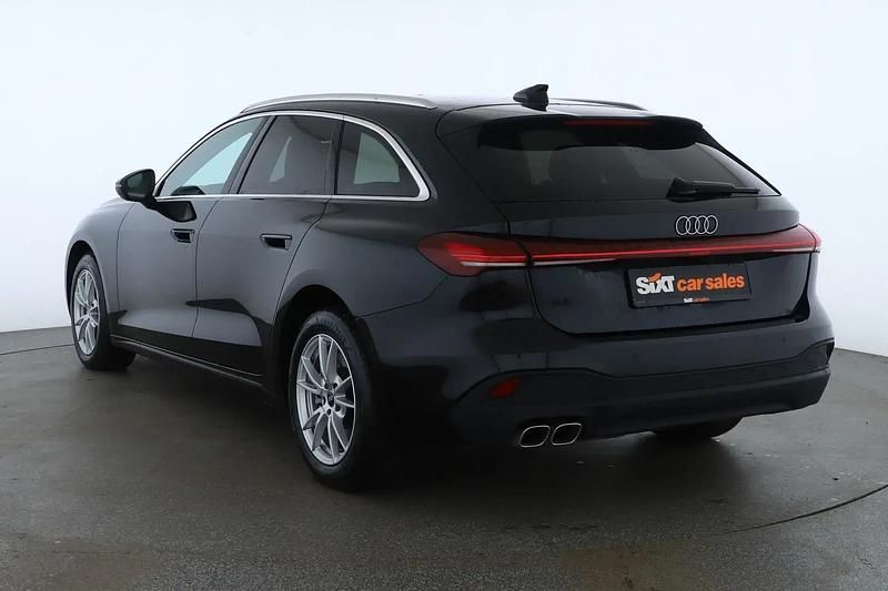 Gebraucht Audi A5 Ambiente 150 PS (110 kW) 2025 Schwarz Kombi