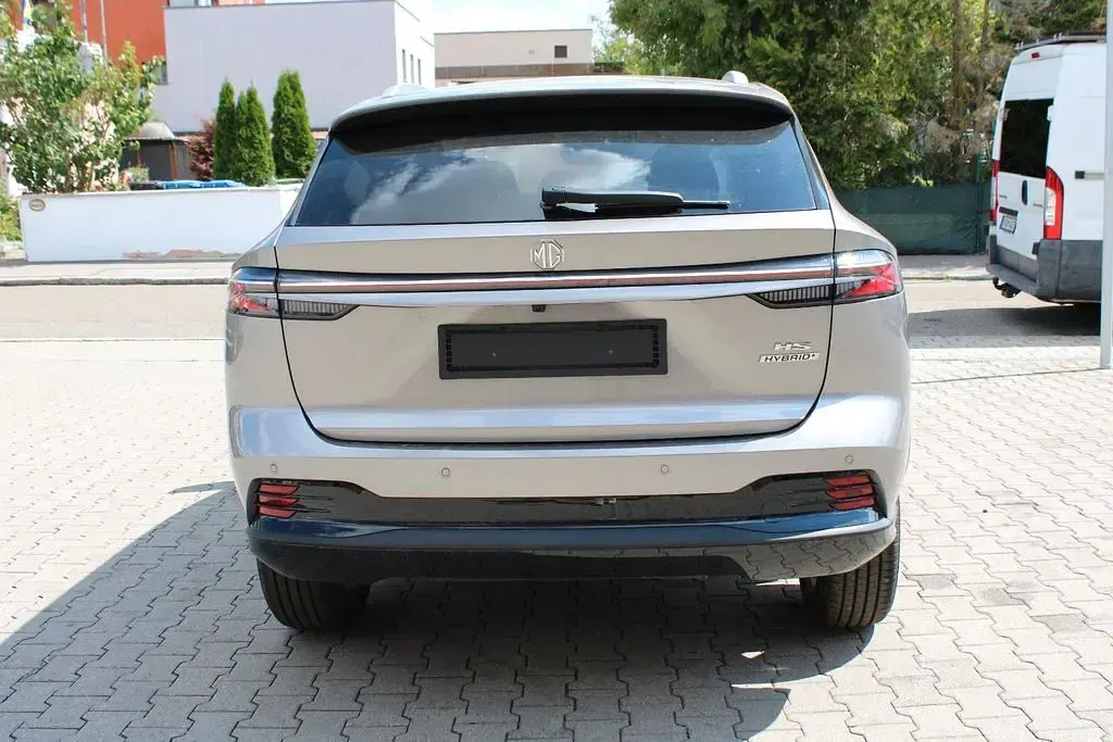 Neu MG HS Luxury 224 PS (164 kW) 2026 Silber SUV
