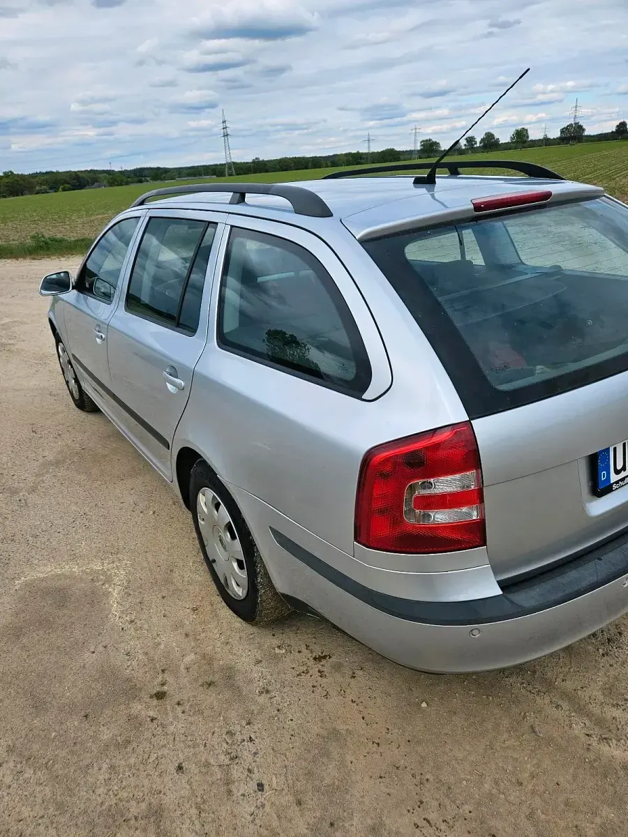 Gebraucht Skoda Octavia 105 PS (77 kW) 2007 Silber Kombi