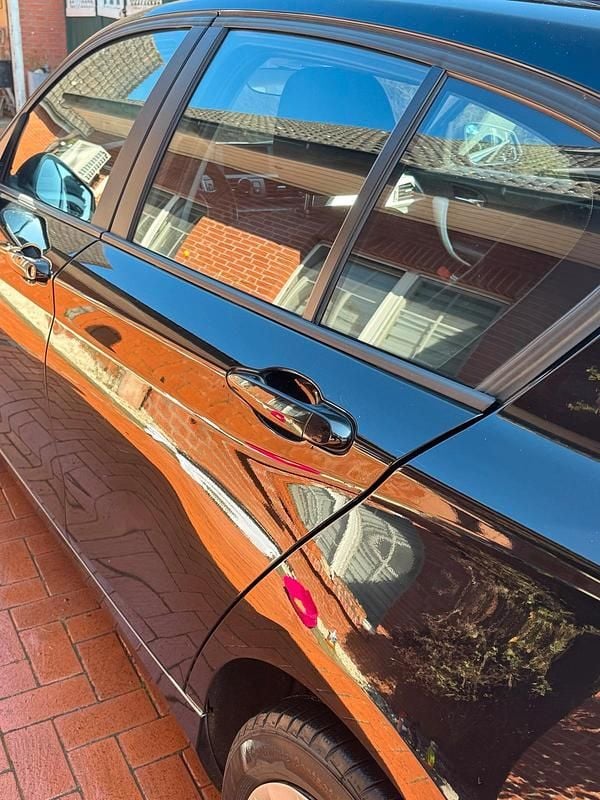 Gebraucht BMW 116 136 PS (100 kW) 2014 Schwarz Kleinwagen