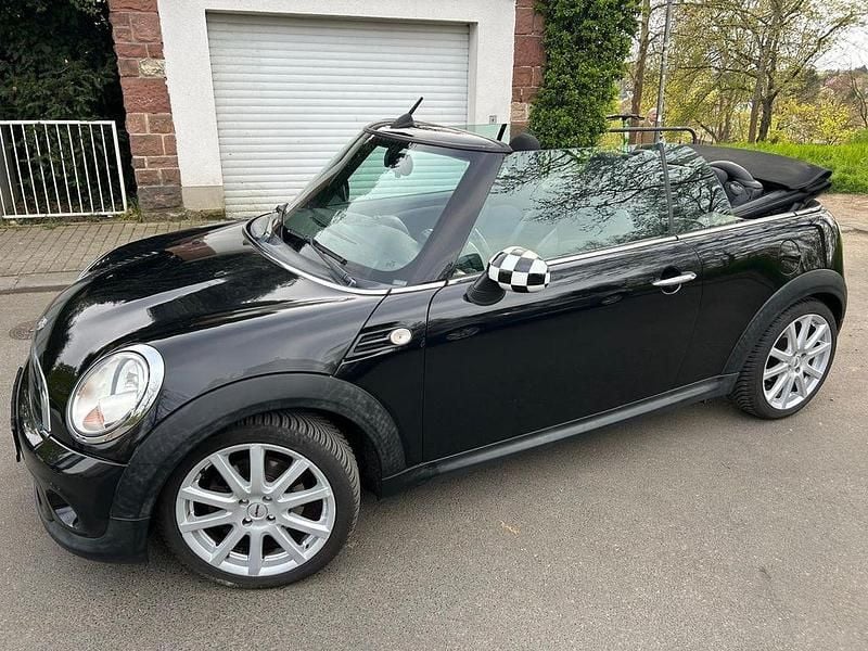 Second-hand Mini One Cabriolet 98 CP (72 kW) 2012 Negru Cabrio