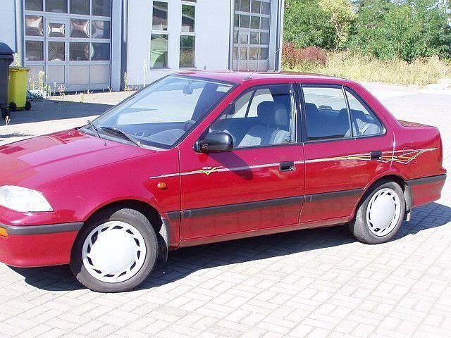 Gebraucht Suzuki Swift GLX 92 PS (67 kW) 1995 Rot Limousine