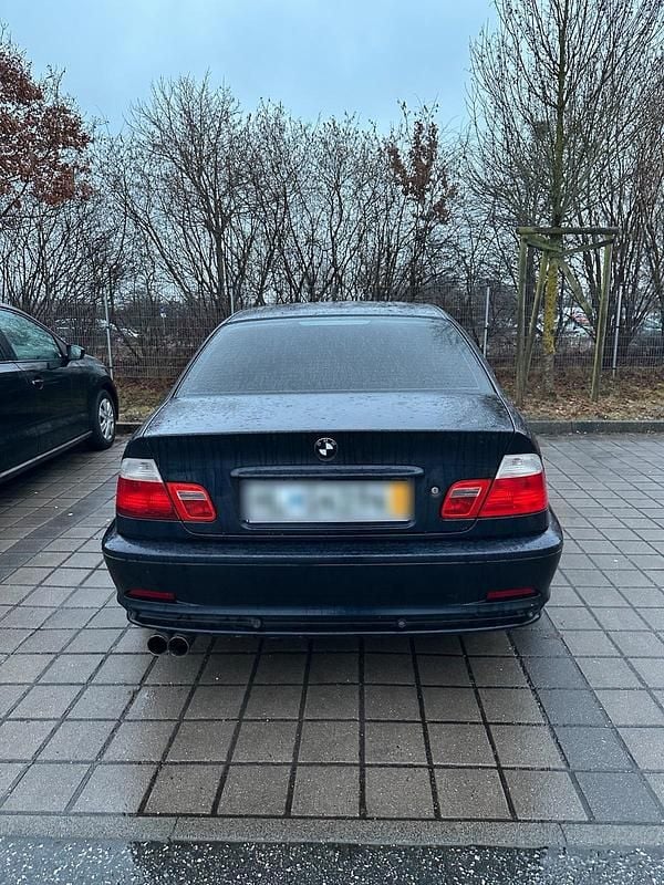 Gebraucht BMW 320 150 PS (110 kW) 2001 Blau Coupé