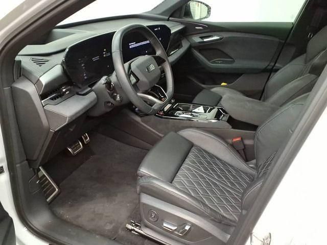 Gebraucht Audi SQ6 e-tron Ambiente 359 kW (489 PS) 2024 Gletscherweiß metallic SUV