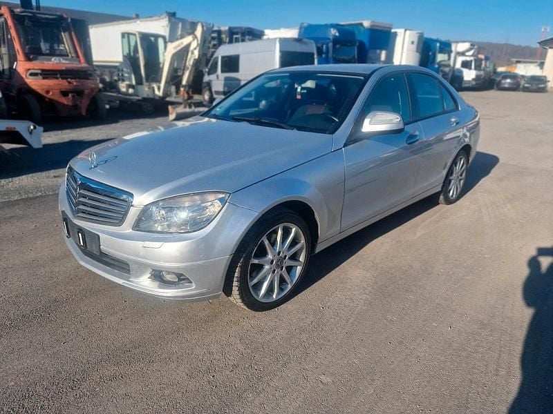 Gebraucht Mercedes C200 184 PS (135 kW) 2007 Silber Limousine